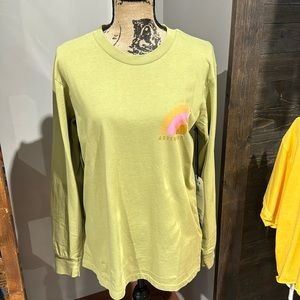 NWT Billabong long sleeve t-shirt - size small